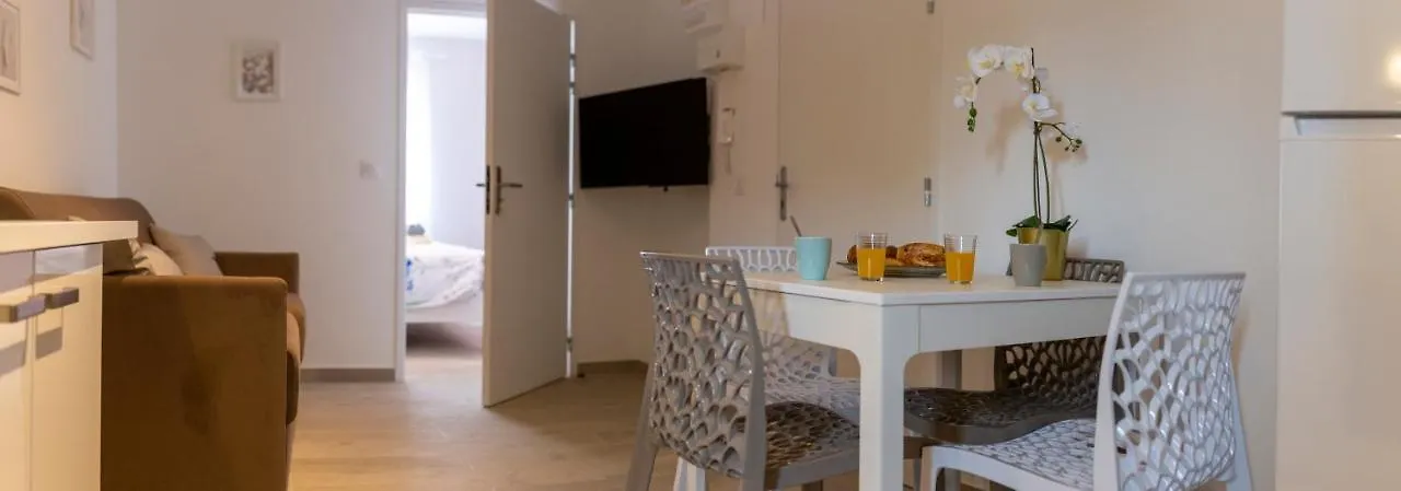 Appartamento Loc Trotteur Le Fleur Des Champs F2 Cosy, Gare Sncf De Lourdes Francia